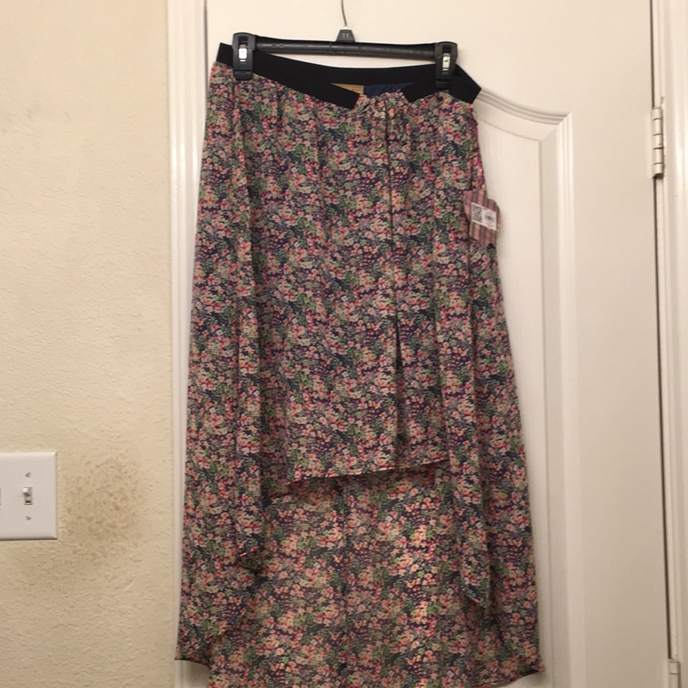 Princess Vera Wang High-Low Skirt